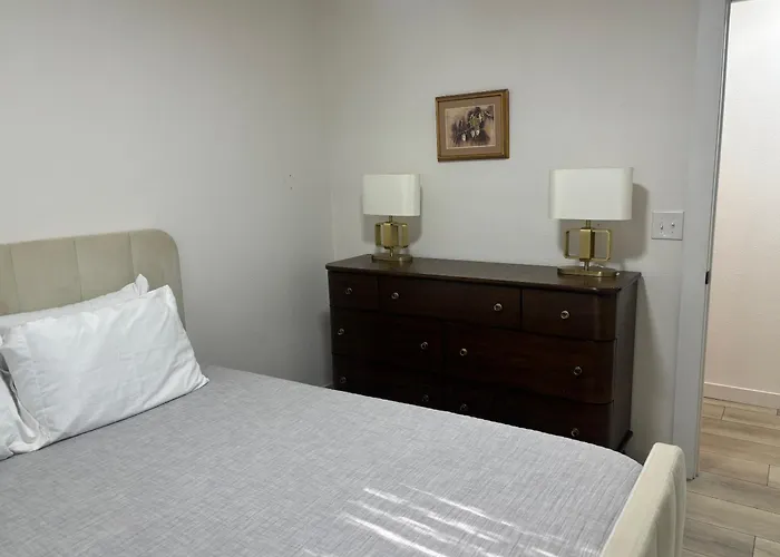 Little Blue By The Bay!! Holiday home Pensacola